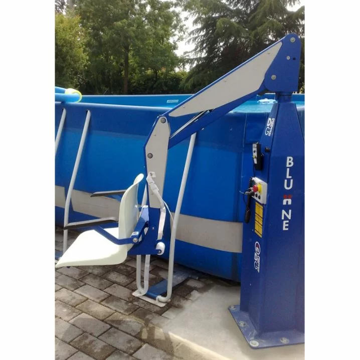 Elevator for the disabled F100